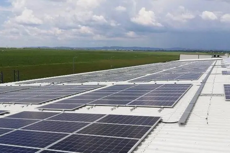 E.ON a instalat o centrală electrică fotovoltaică pentru Wetterbest